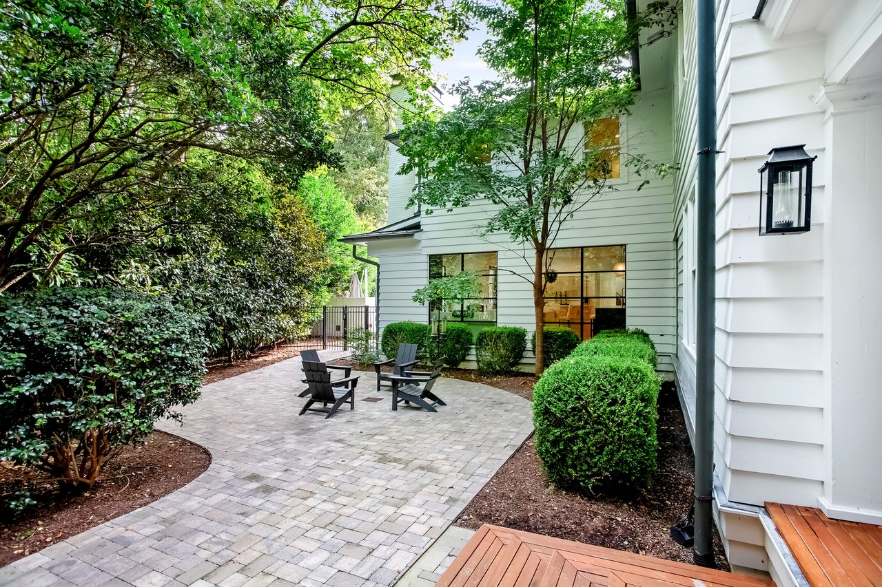 330 Tenney Cir