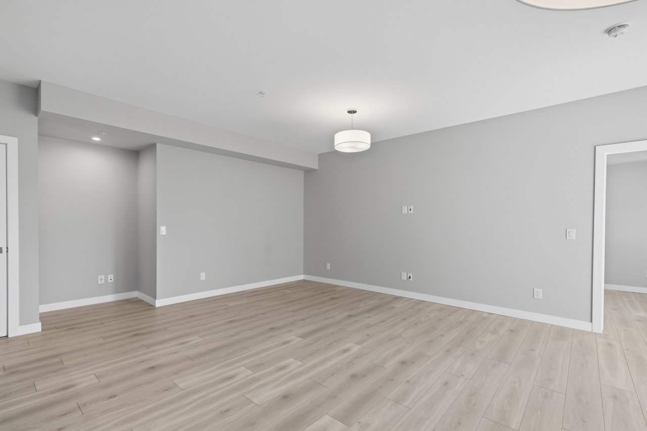 383 Smith Street NW Unit: 402