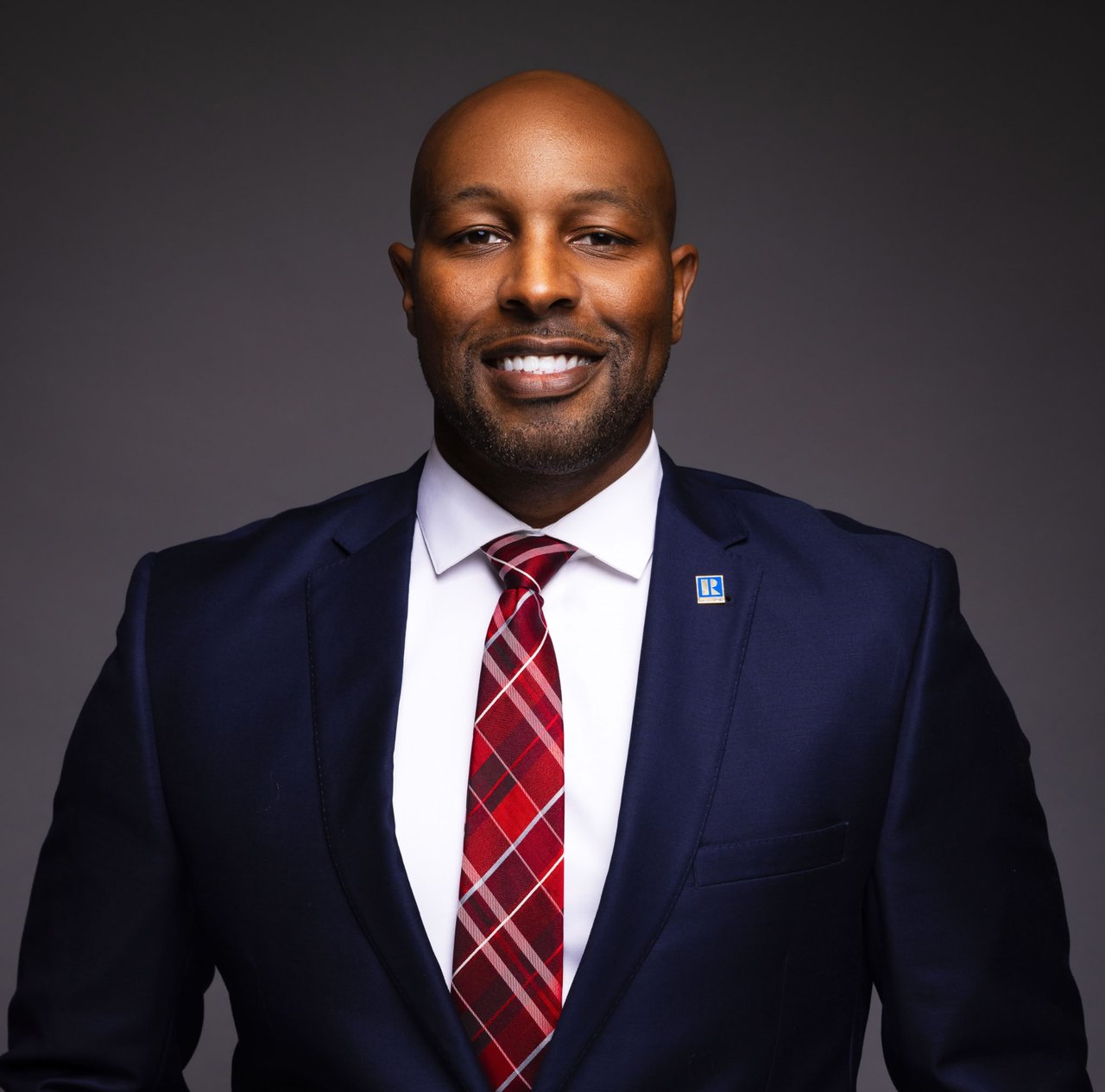 Elliot Shaw Jr Vallejo, CA Real Estate Agent Headshot