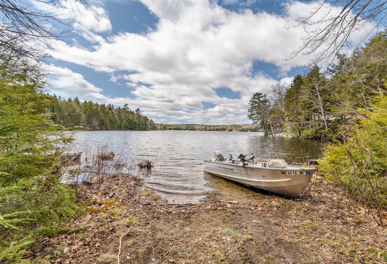 76 Cottage Shore Drive Holden, ME 04429-7003