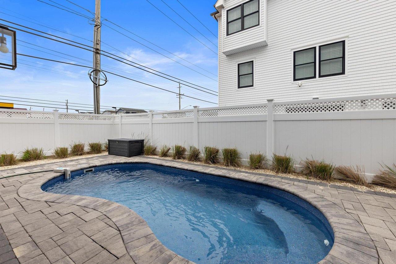 13600 Long Beach Blvd, Beach Haven Garden