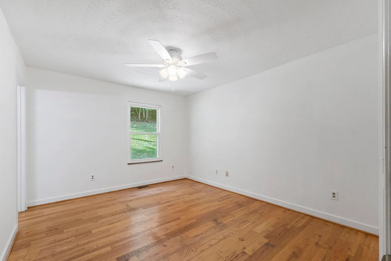 153 Chinn Branch Rd