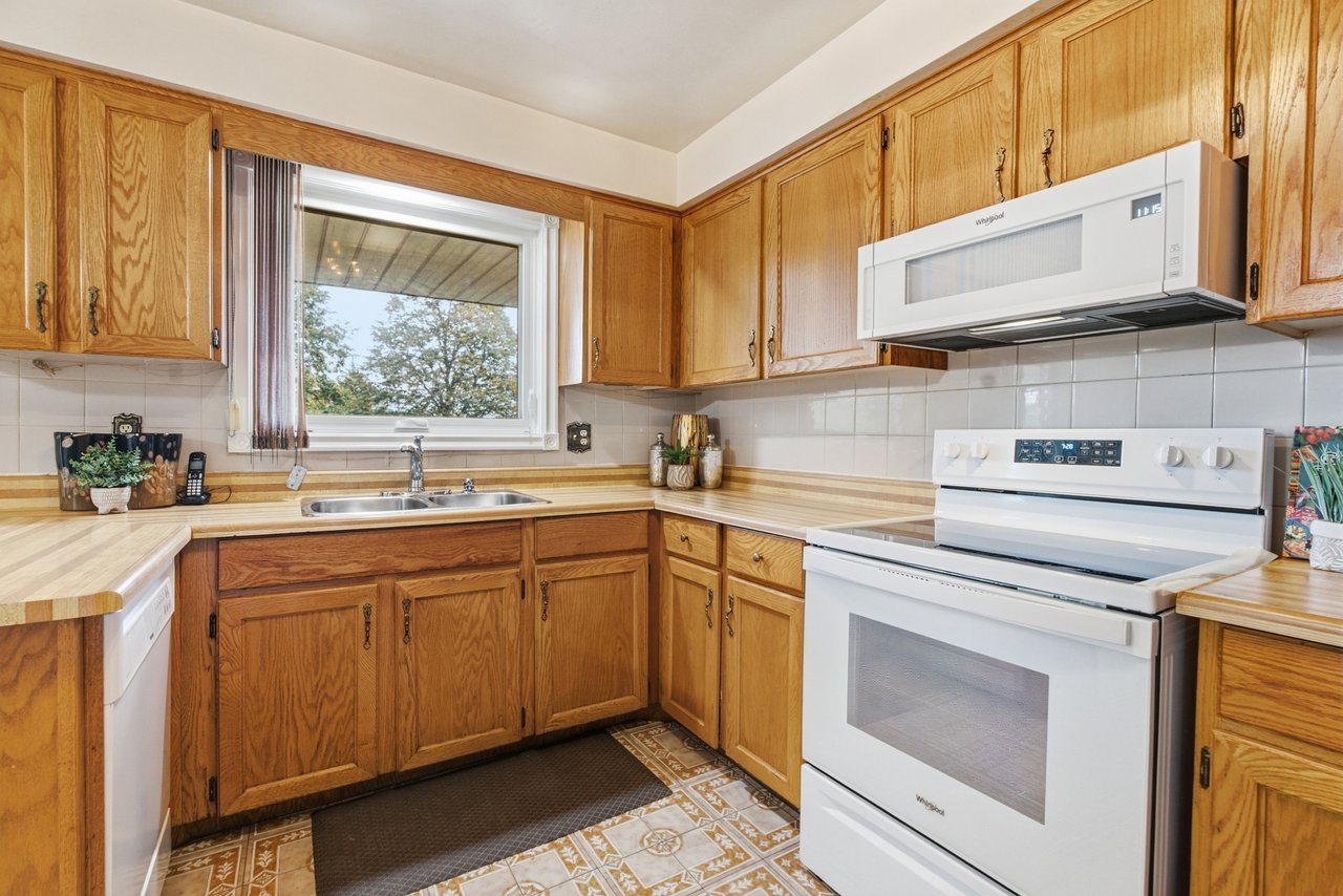 3 Morbank Drive