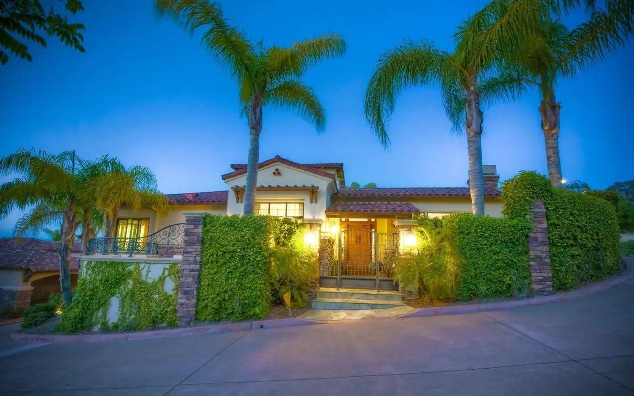 13692 Old El Camino Real