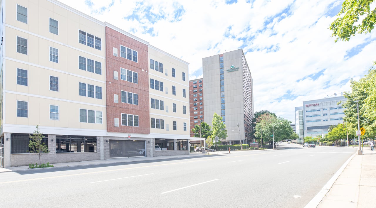 162-170 SOUTH ORANGE AVE Unit: 406