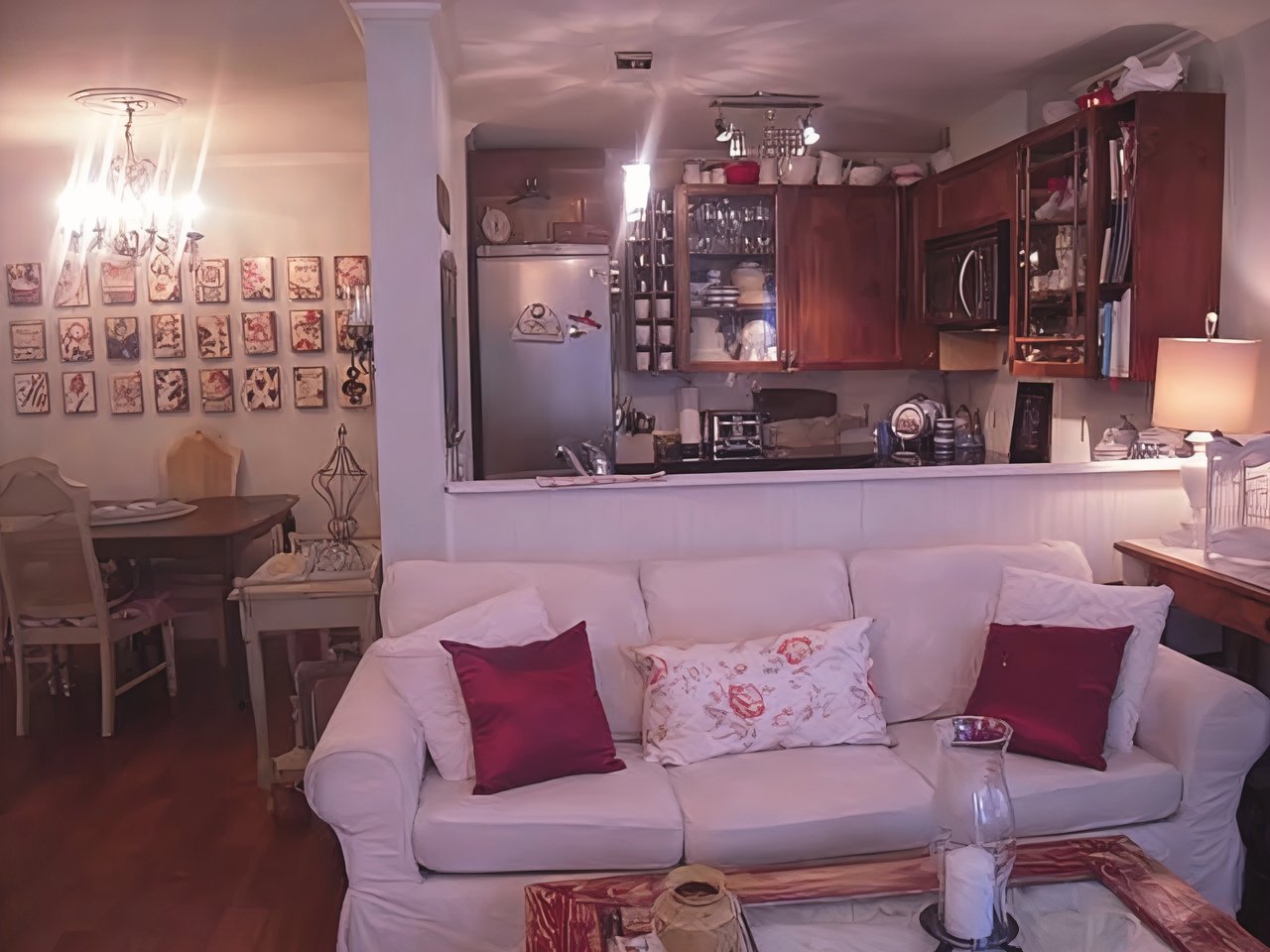 130 W 22nd St, #202