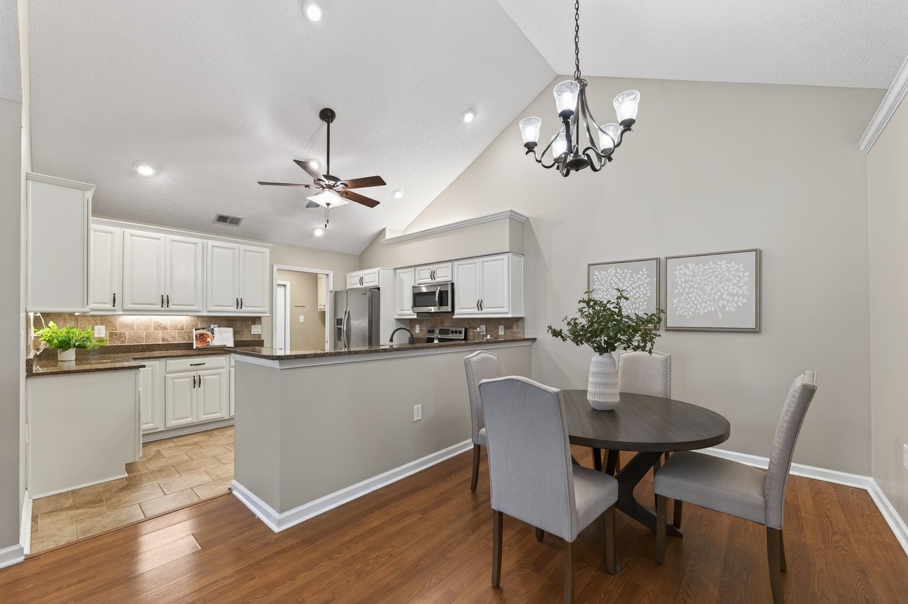 1200 Sweet Apple Circle