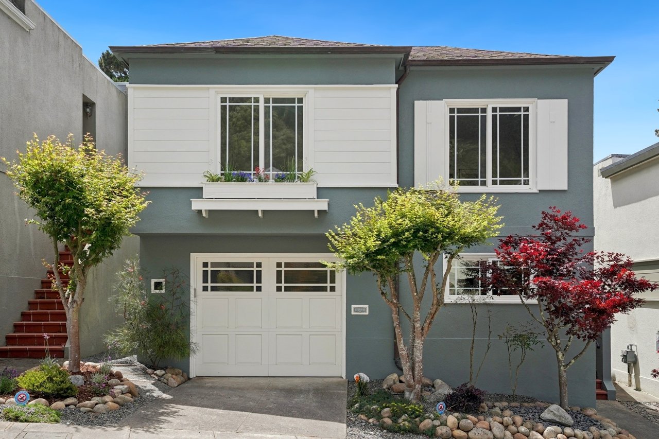 205 Dellbrook Avenue