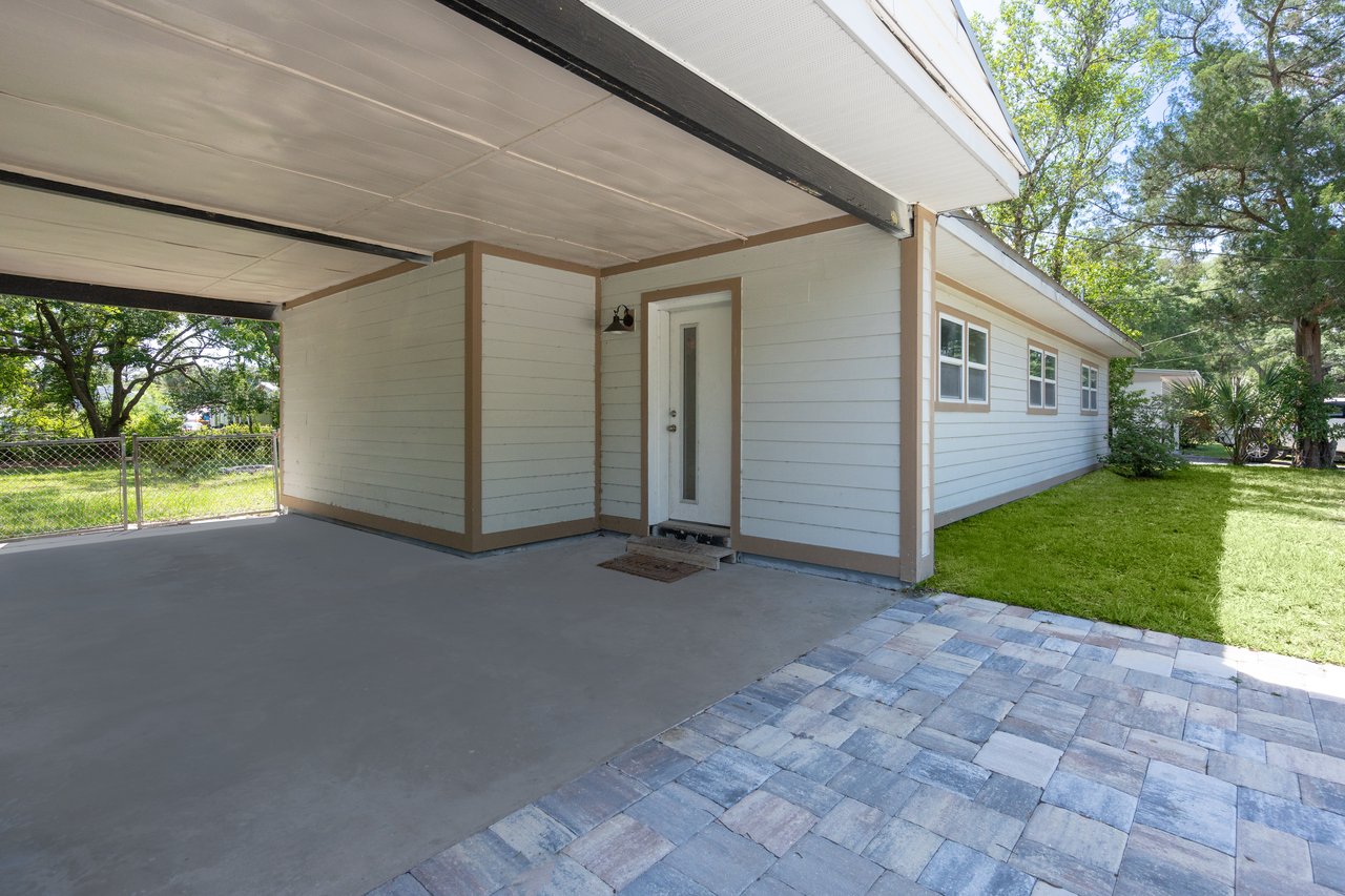227 NORTH WHITNEY STREET