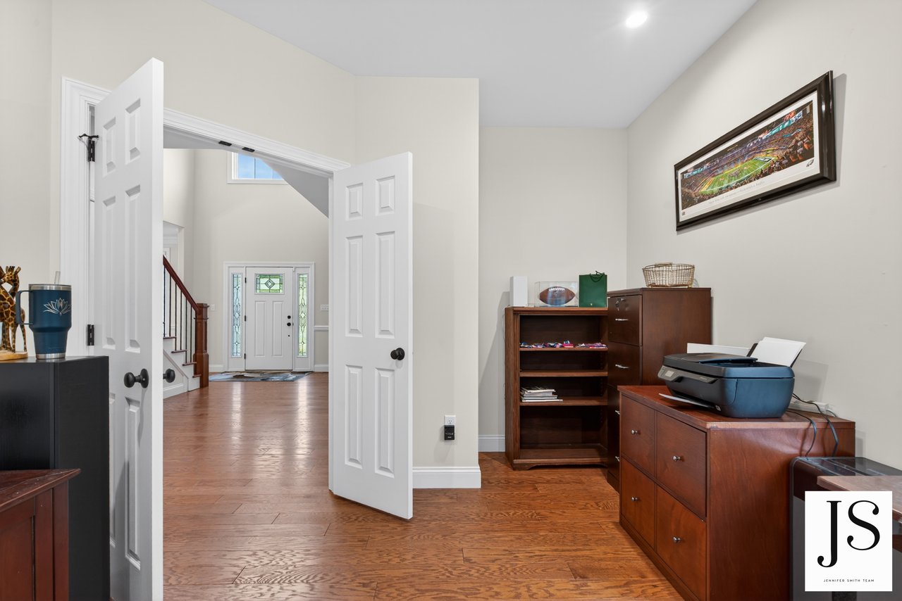 7 Overfield Ln, Glen Mills, PA 19342