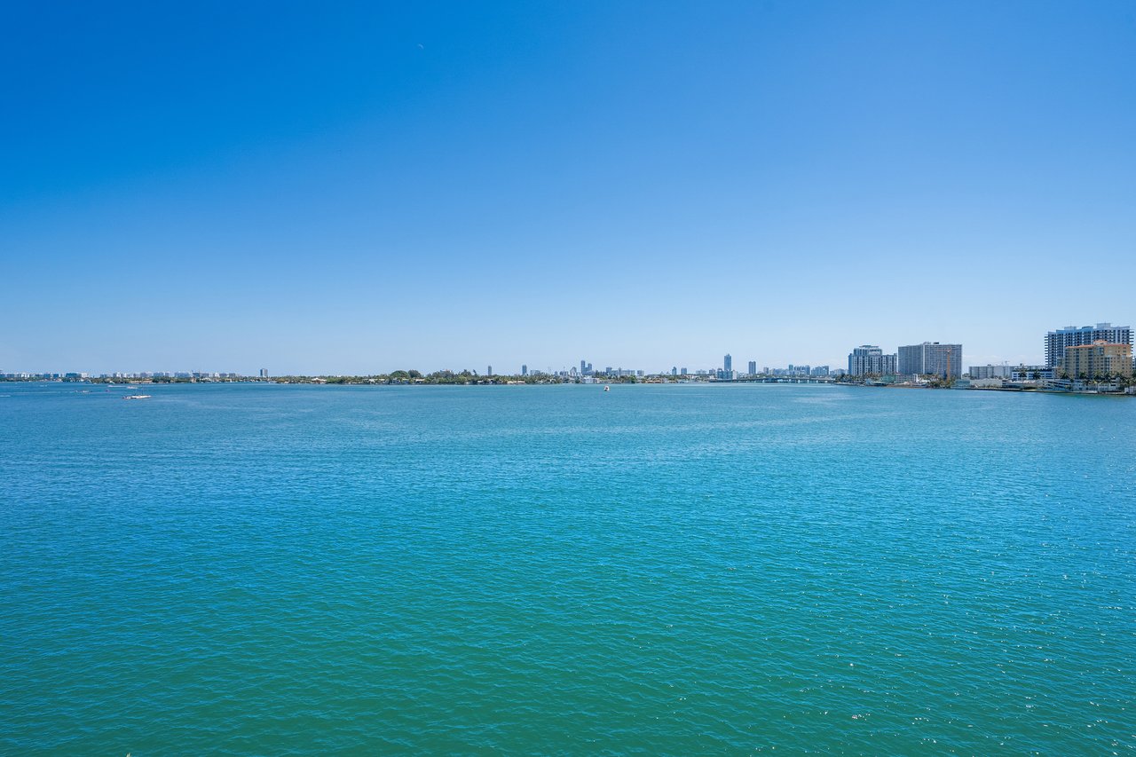 Cielo on the Bay 504