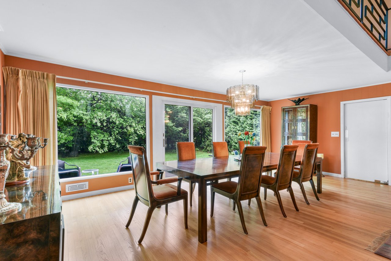 161 Morris Lane S