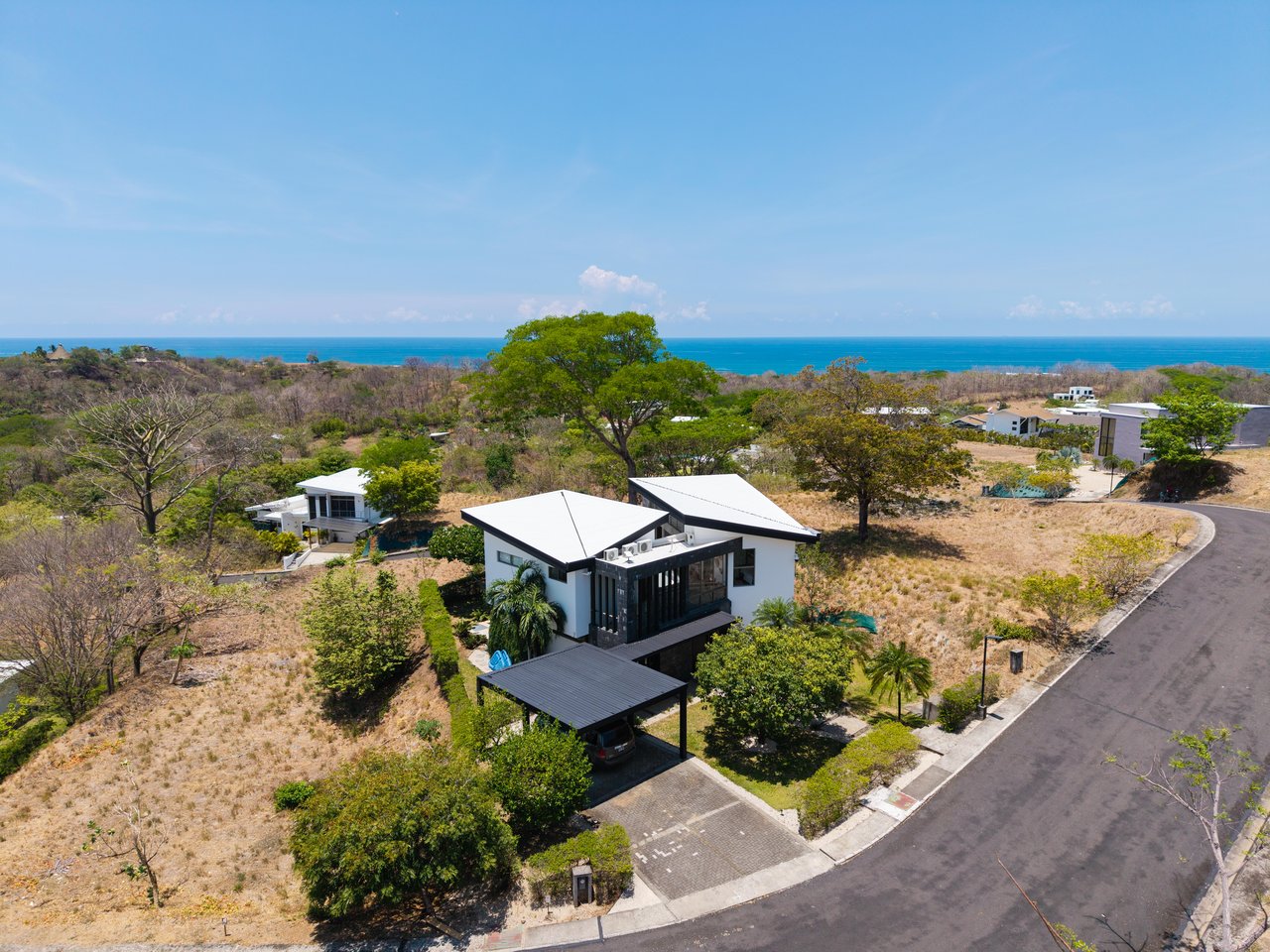 Casa Hijau | Modern Ocean-View Surf Home in Marbella