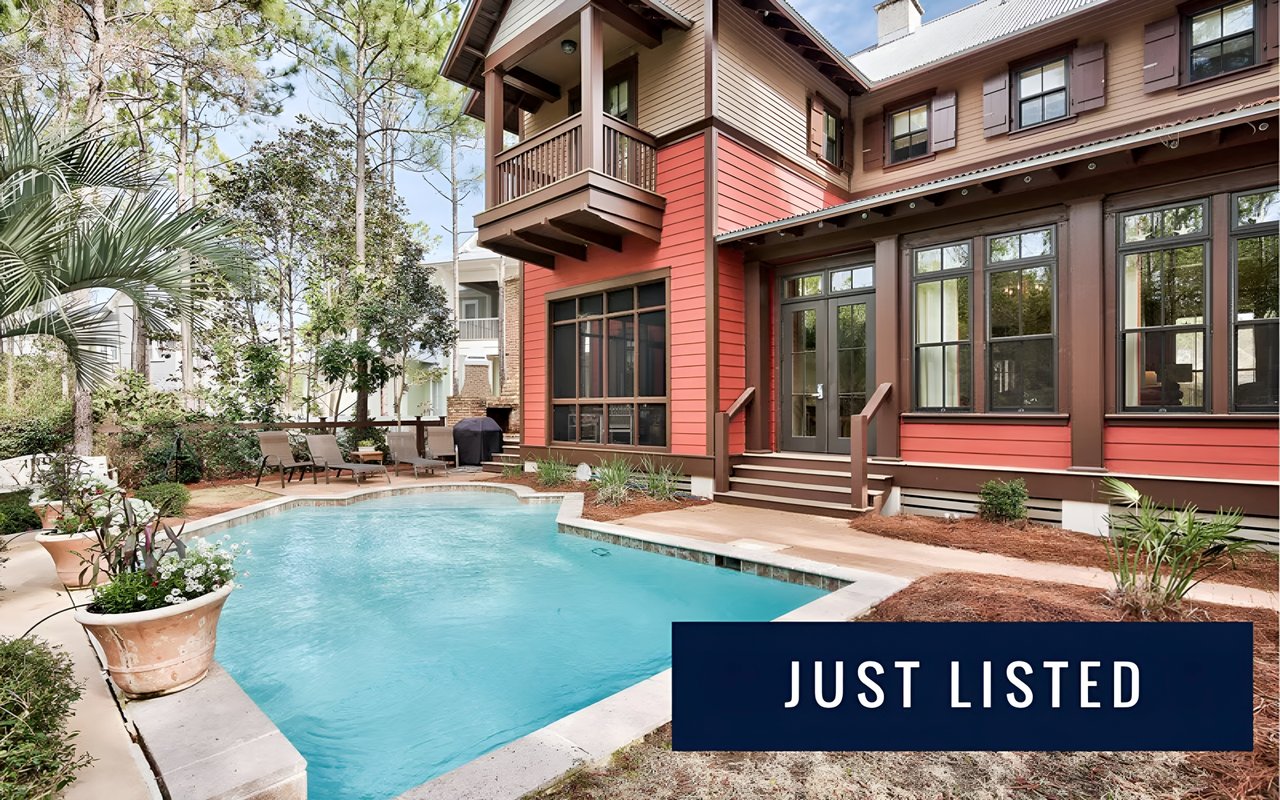 Just Listed - 12 Chapman Oak Way