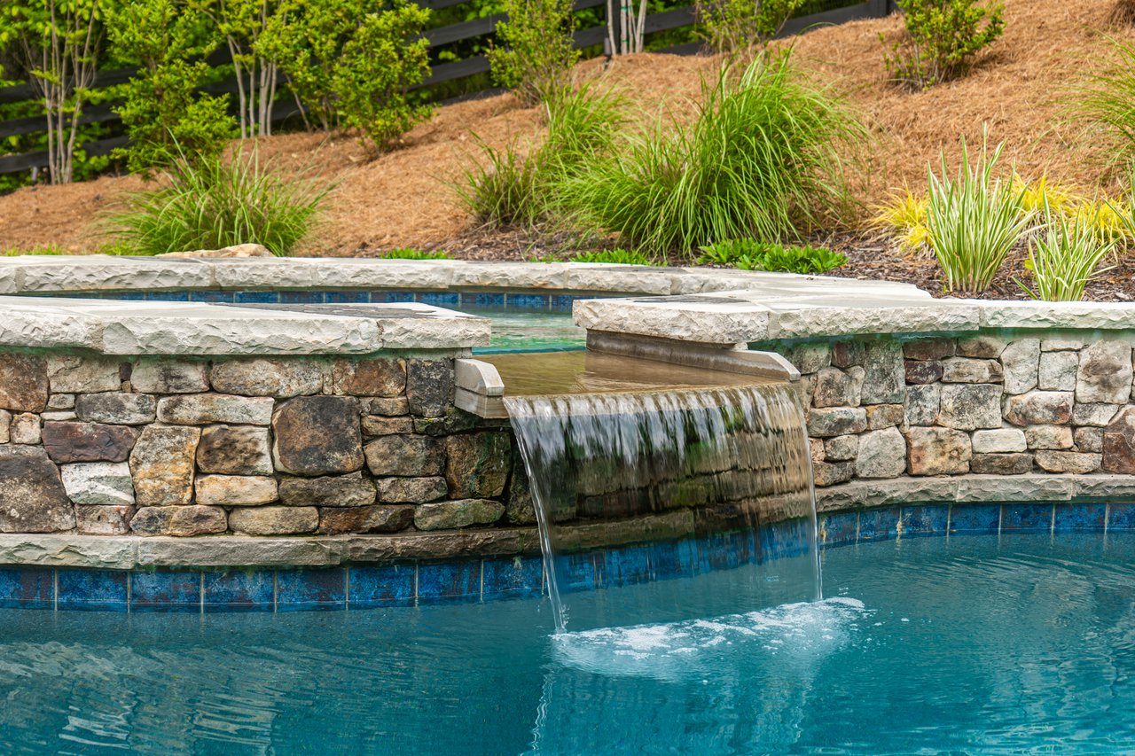 16845 Quayside Drive