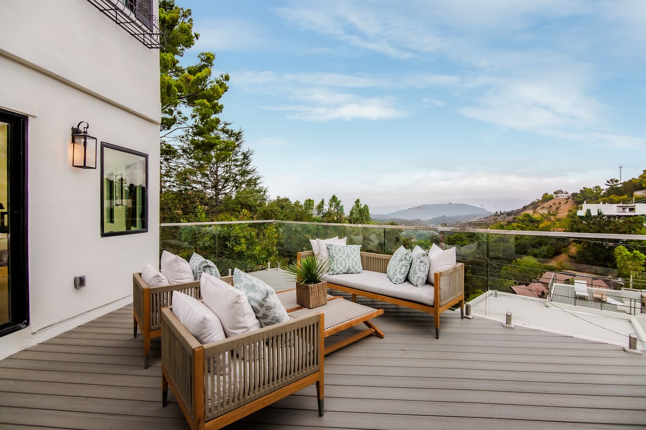 8921 Appian Way, Hollywood Hills