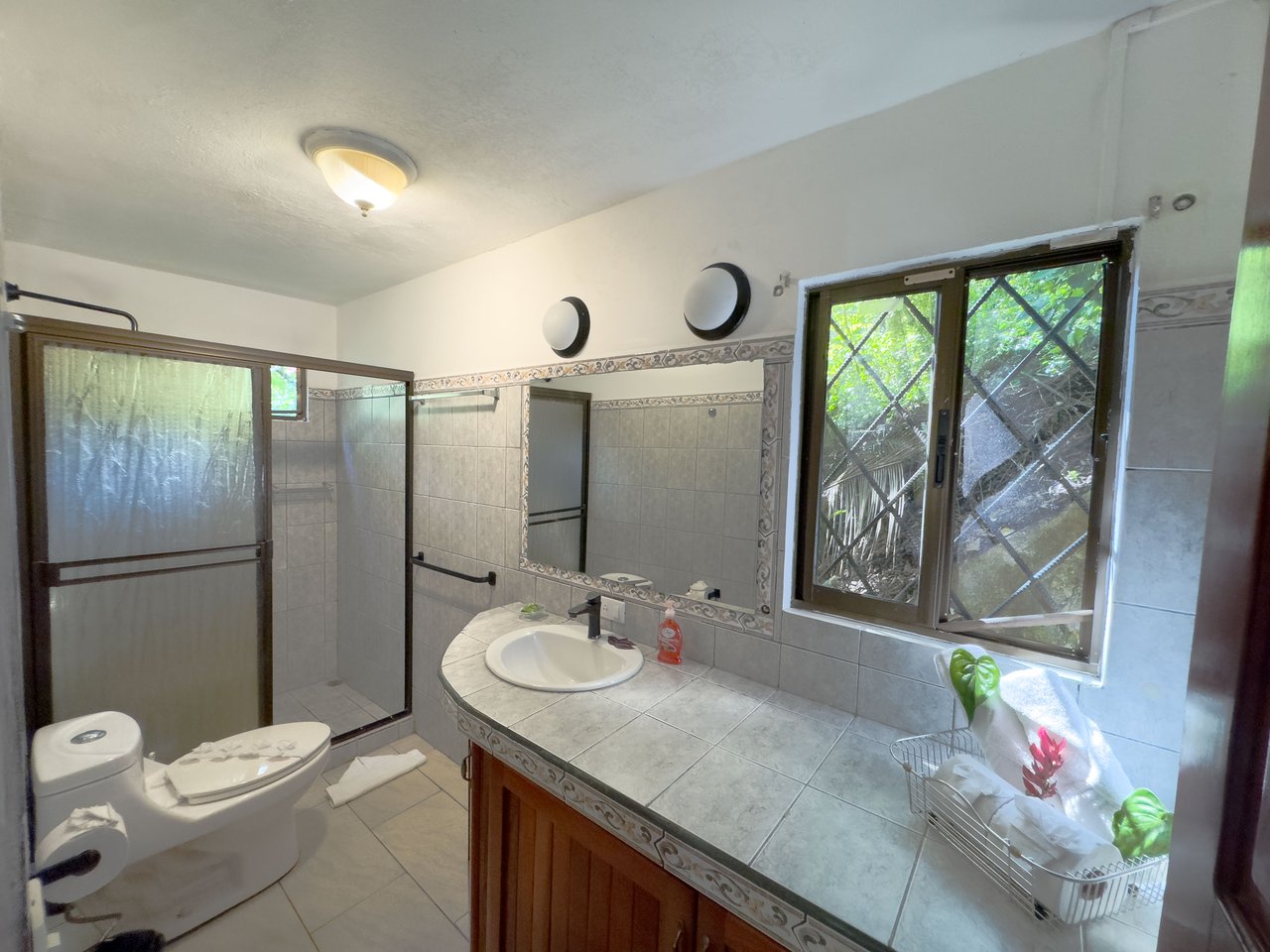 Flutterby Condo – Manuel Antonio’s Exclusive Rainforest Haven