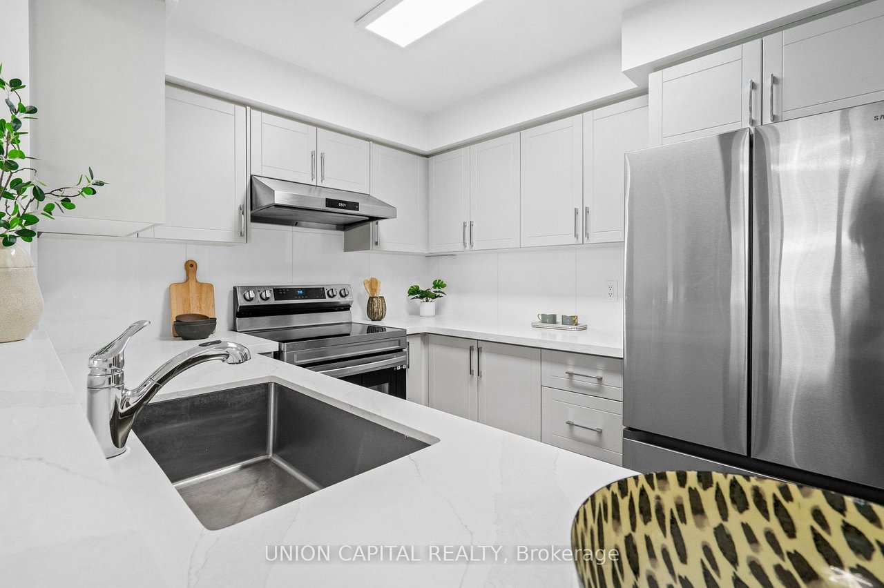 PENTHOUSE LIVING AT YONGE & FINCH