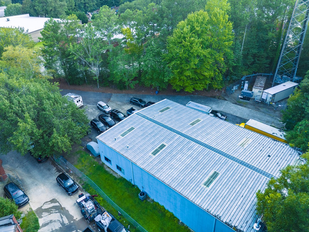 250 Buxton Court NW