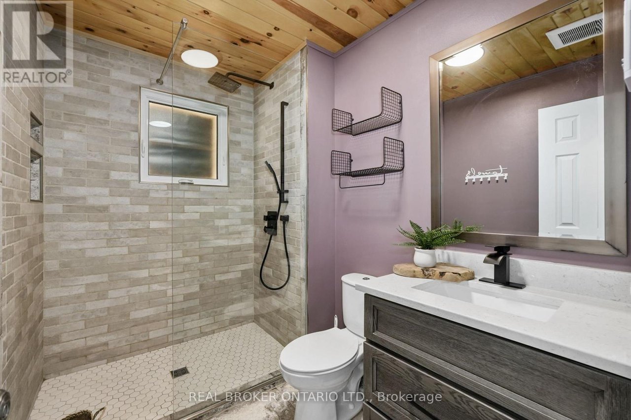 1109 Wilderness Island Trail W, Highlands East, ON K0L 1C0