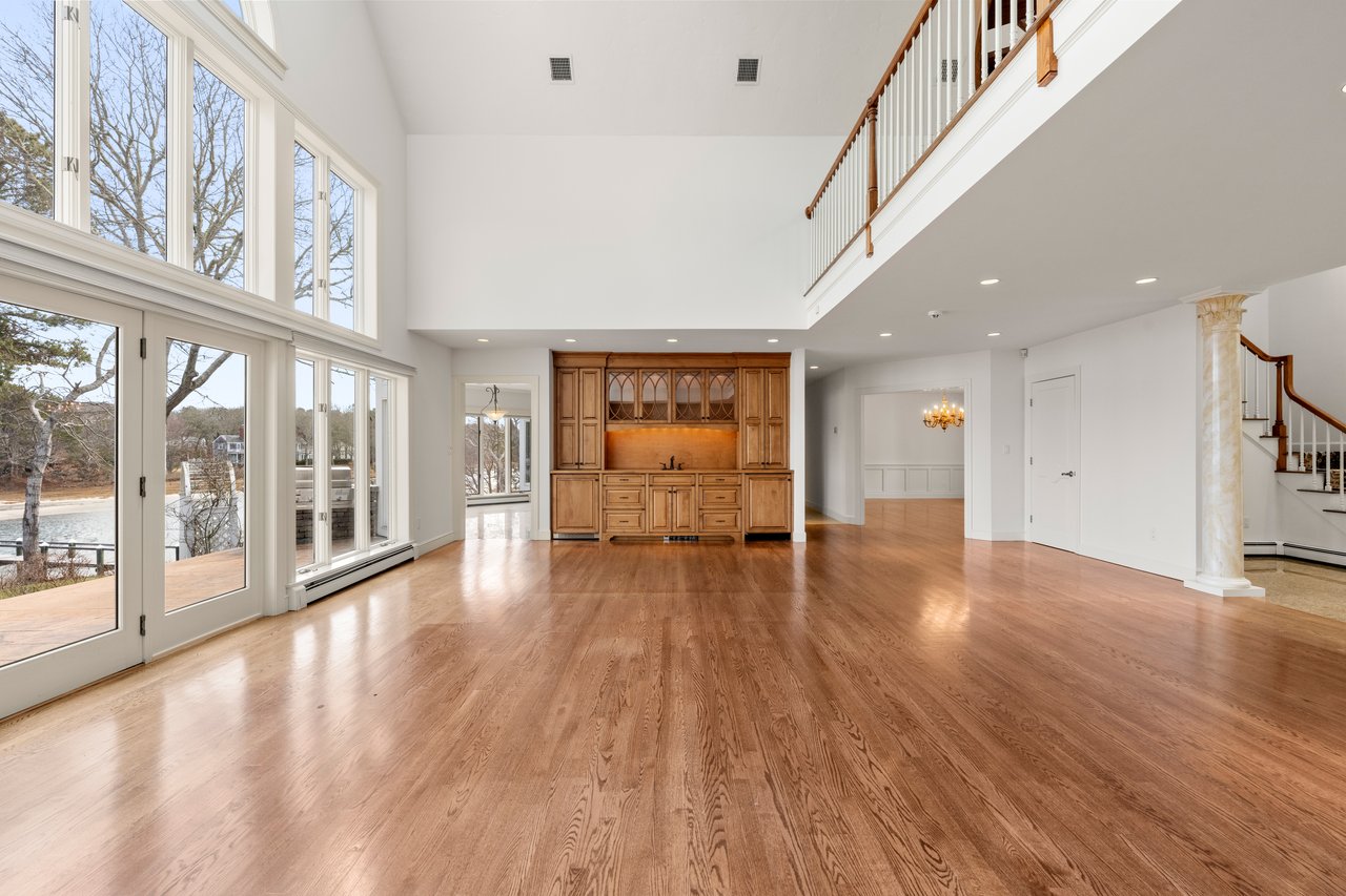 Breathtaking views over West Bay and Eel River