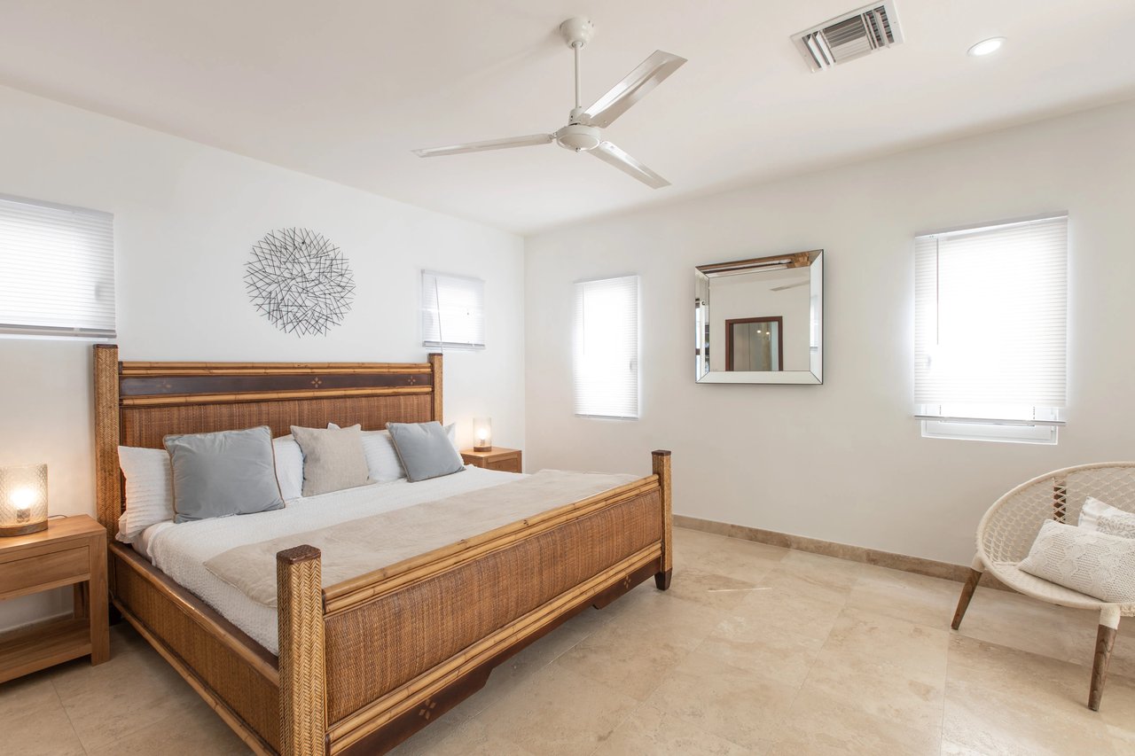 Exceptional Beachfront Villa – Cupecoy