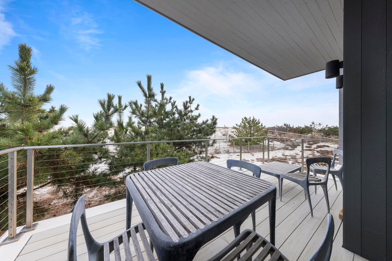 205 Stratford Avenue 