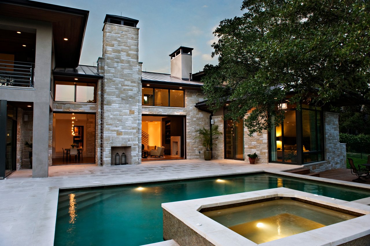 Modern Elegance in Barton Creek