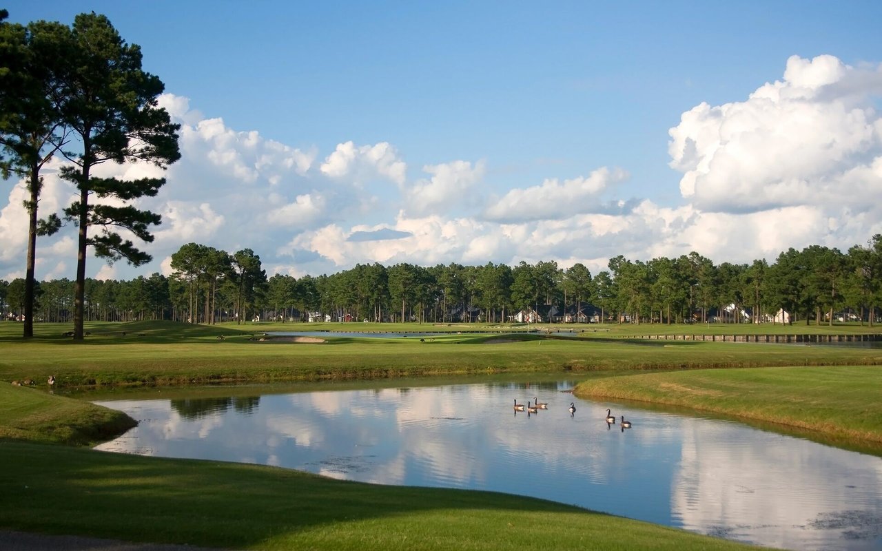 Lake Windcrest