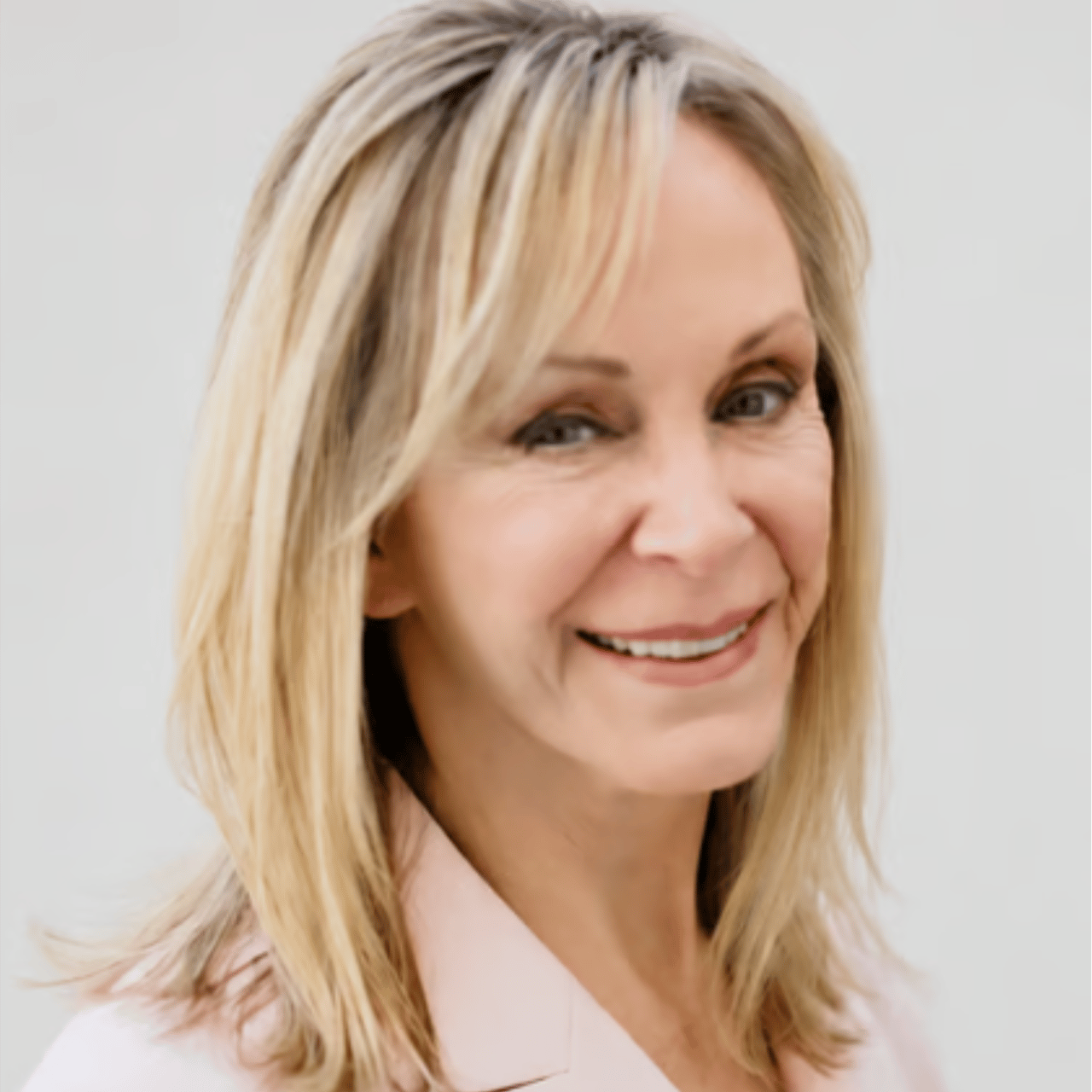 Teresa Walsh Baton Rouge, LA Real Estate Agent Headshot