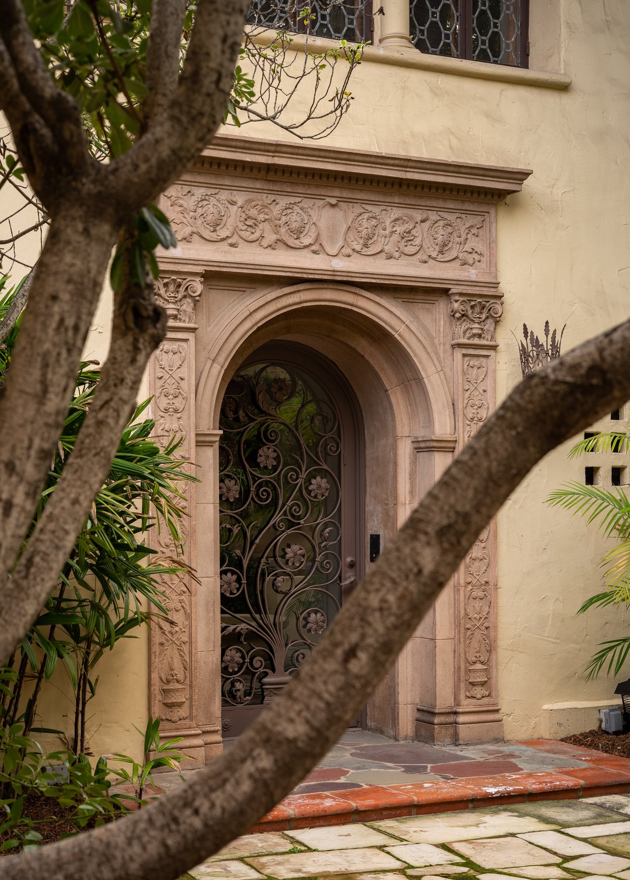 200 Fern Dr, Pasadena