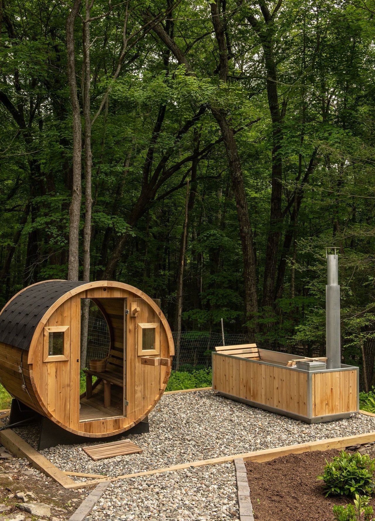 276 Chestnut Hill Road, Woodstock