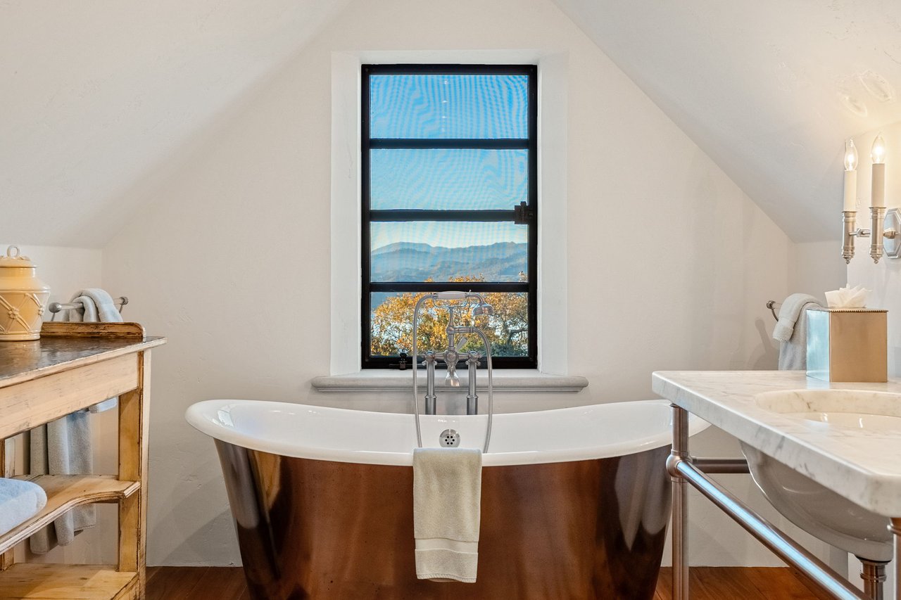 Napa Valley Compound