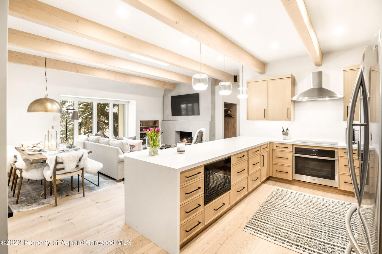 731 E Durant Ave, #17