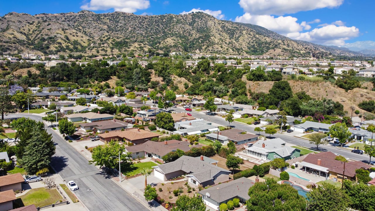1146 N Soldano Road