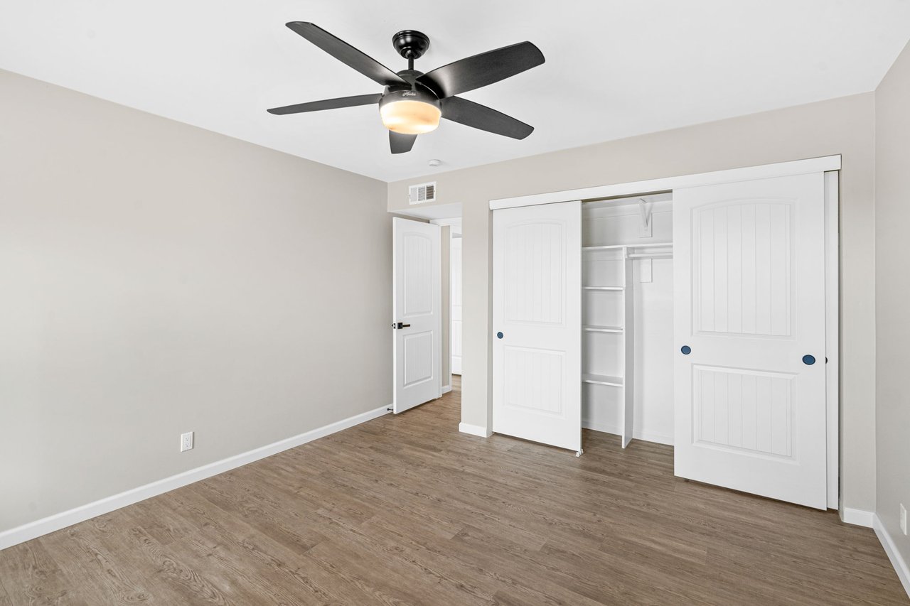 211 E CAMPO DESIERTO RD, Tempe, AZ 85288