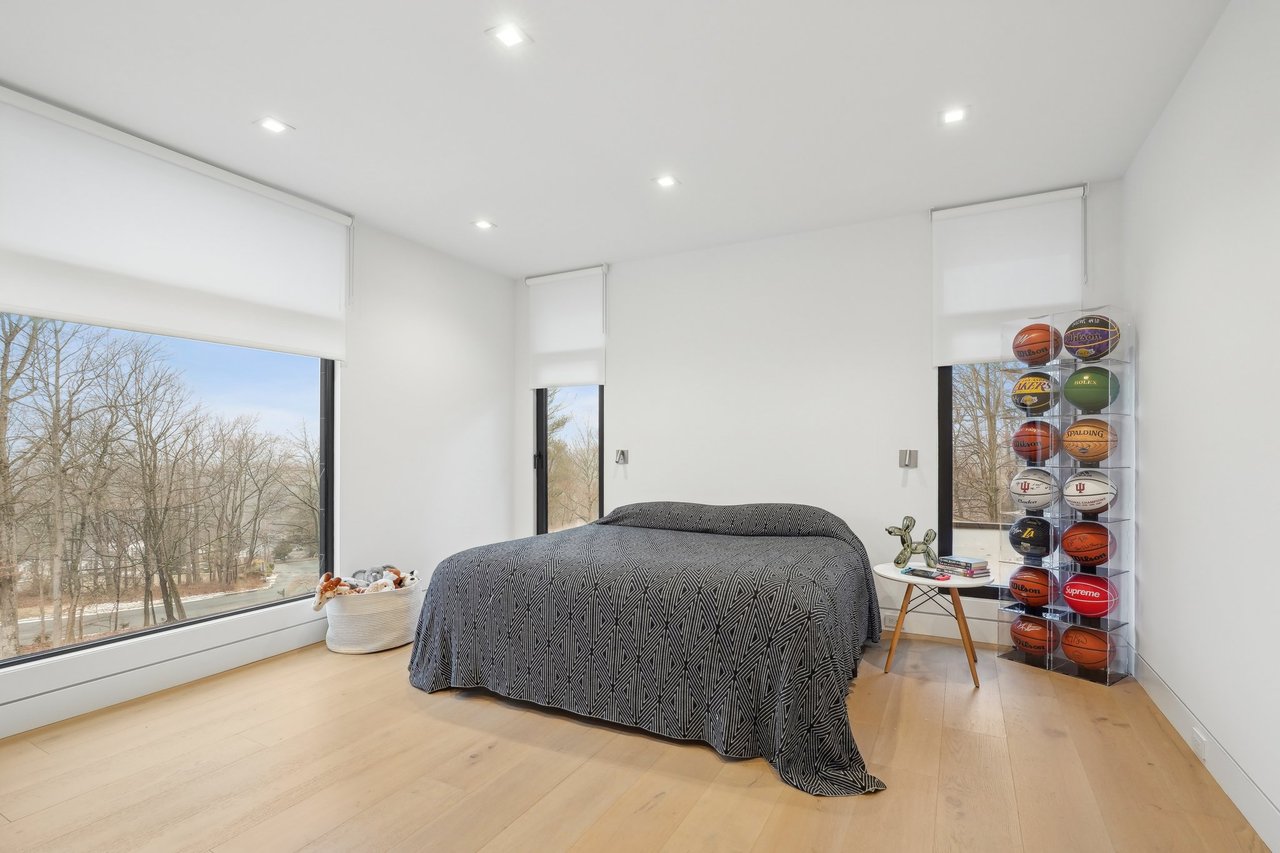 62 Geiger Ln Warren, NJ 07059