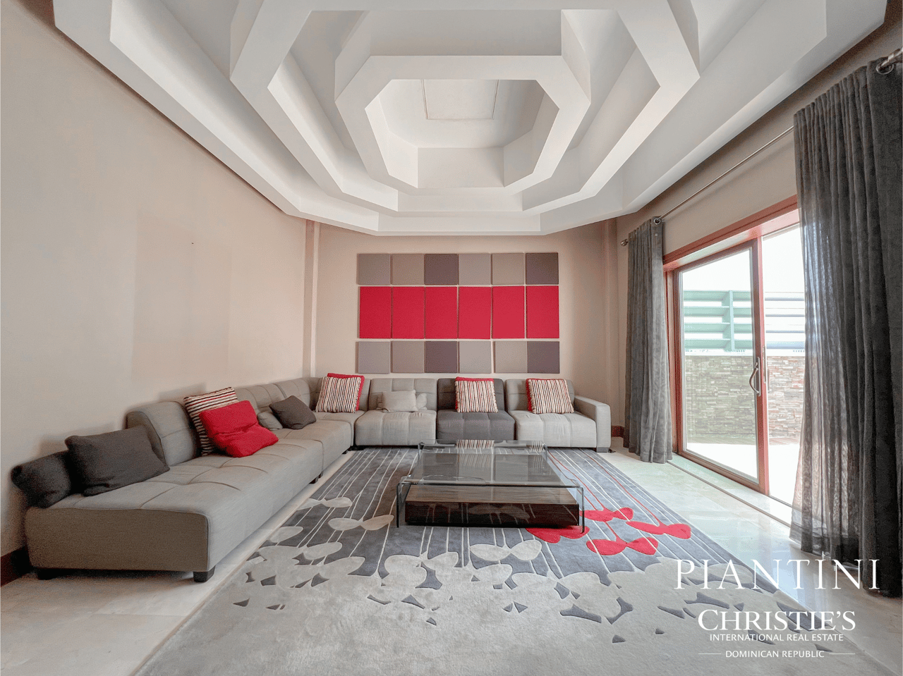 The Grand Penthouse, Ensanche Piantini