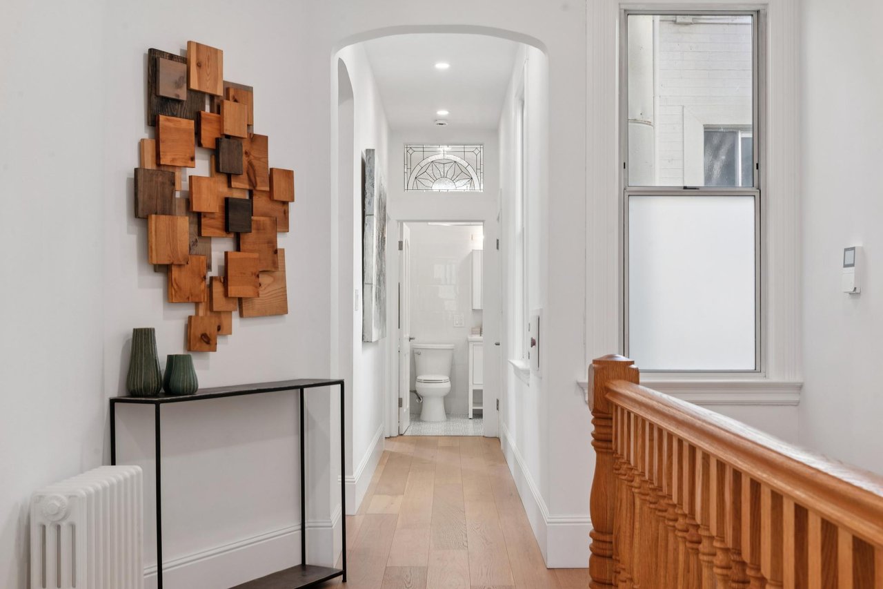 1845 Leavenworth #202