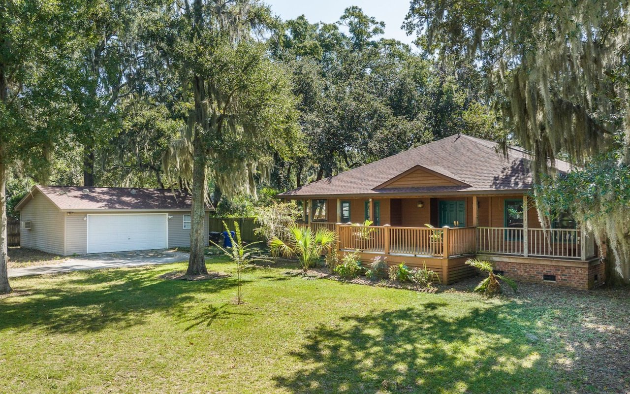 Opportunity on 0.5-Acre Lot in Mount Pleasant – 463 Japonica Road