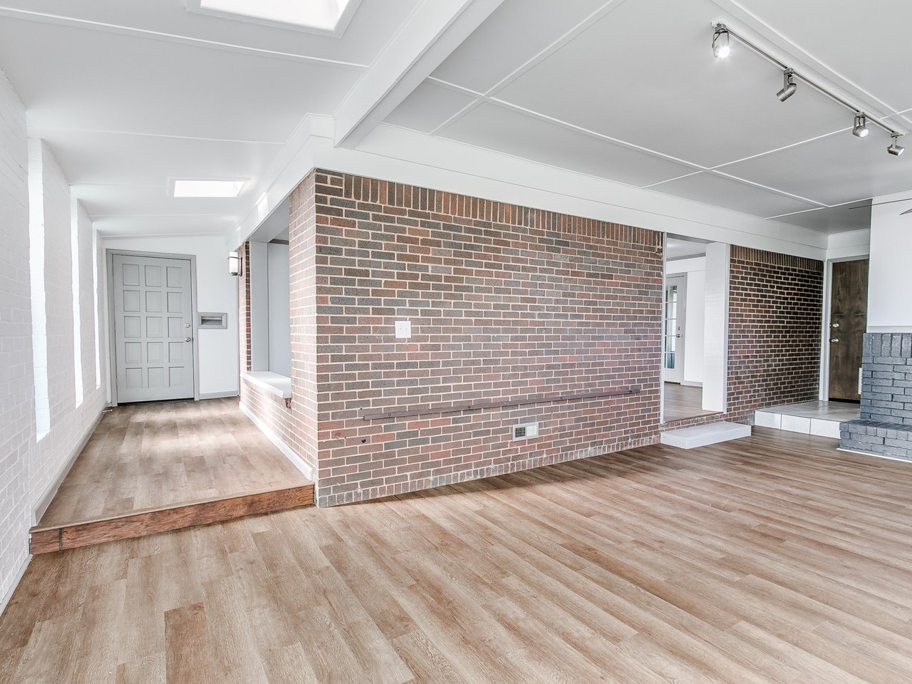 Just Listed: Newly Remodeled Casady Heights home in The Village!