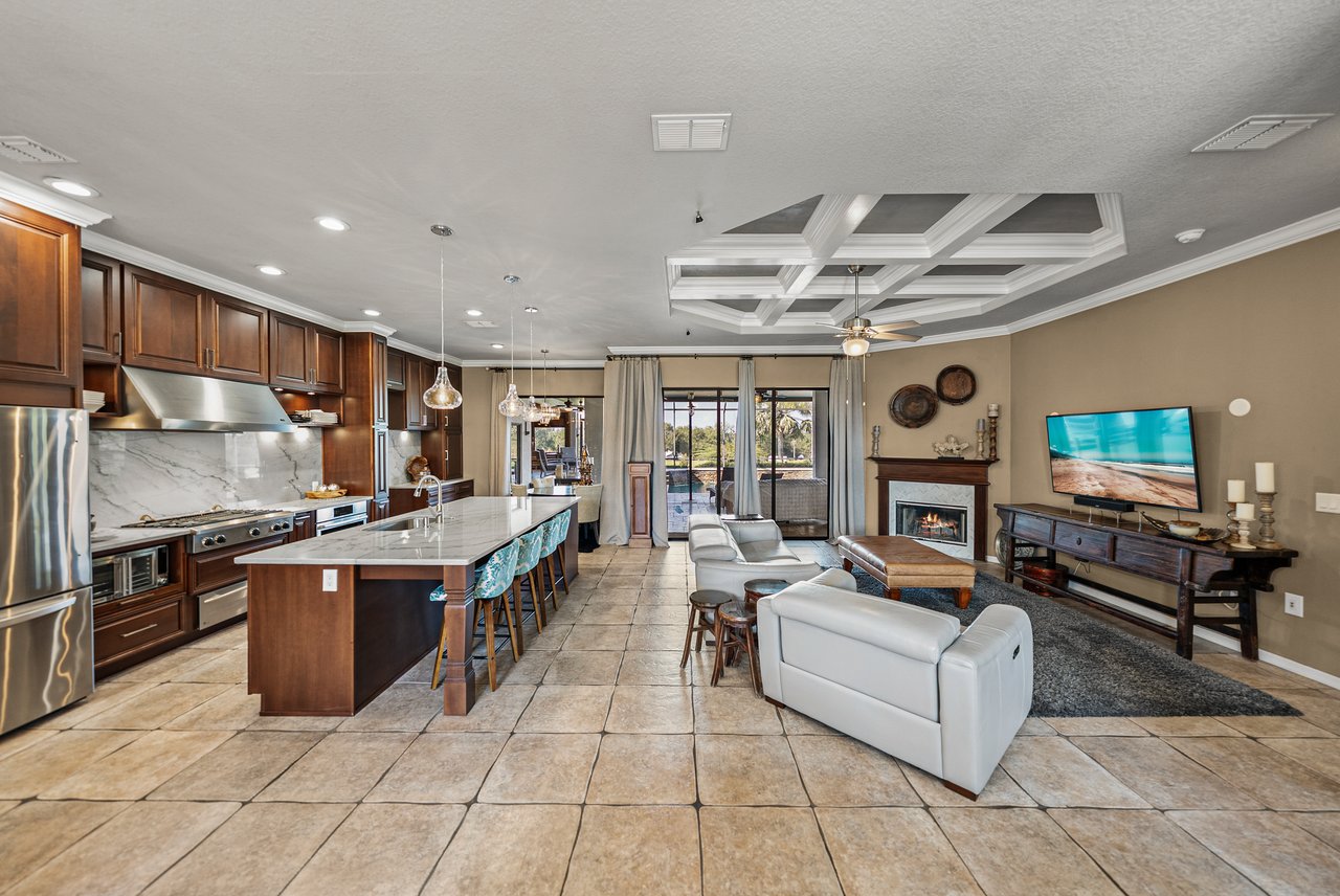 13247 THOROUGHBRED DR