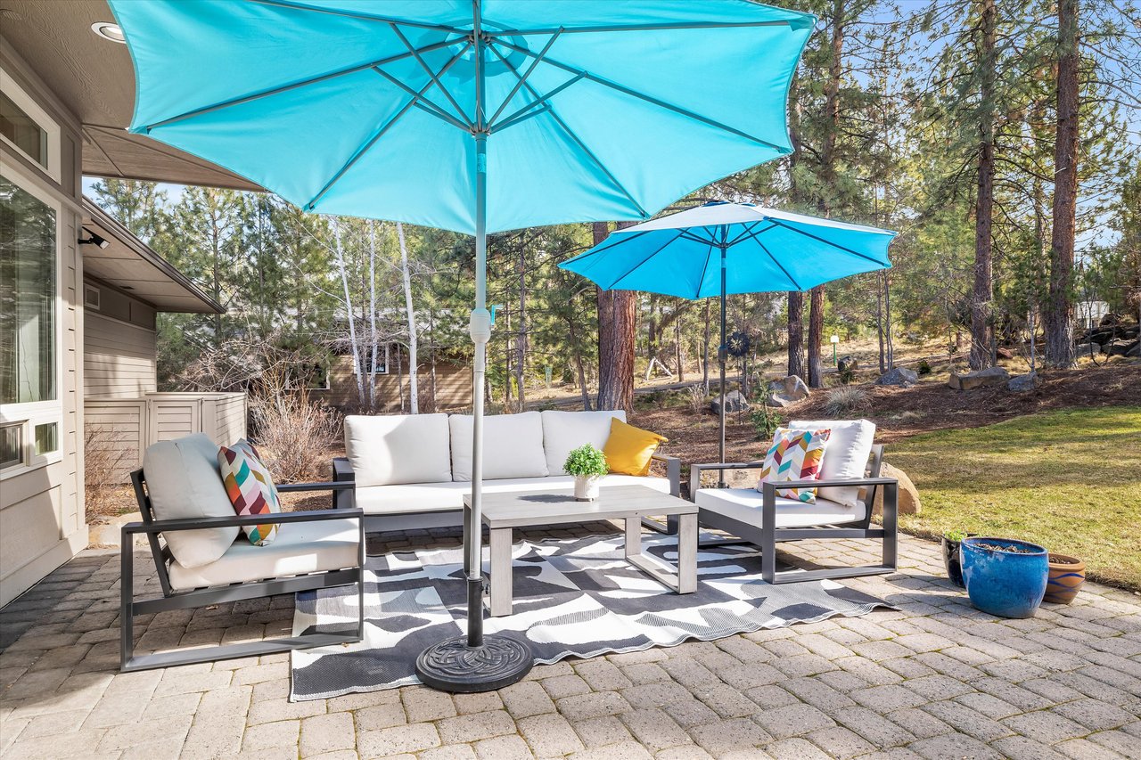 2589 NW Champion Circle