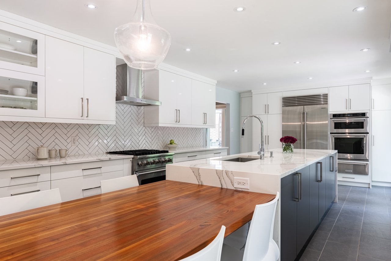 2267 Cedarberry Court, Oakville