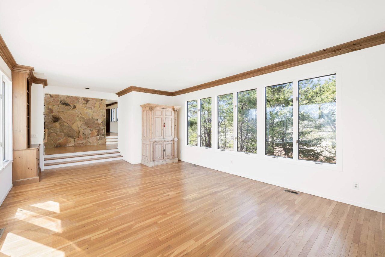 16 Whalers Ln