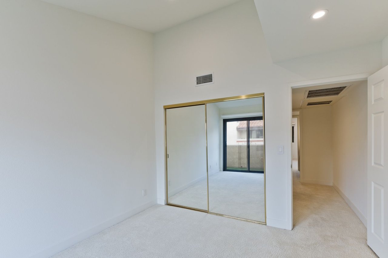 6930 De Celis Place, 34, Los Angeles, CA 91406