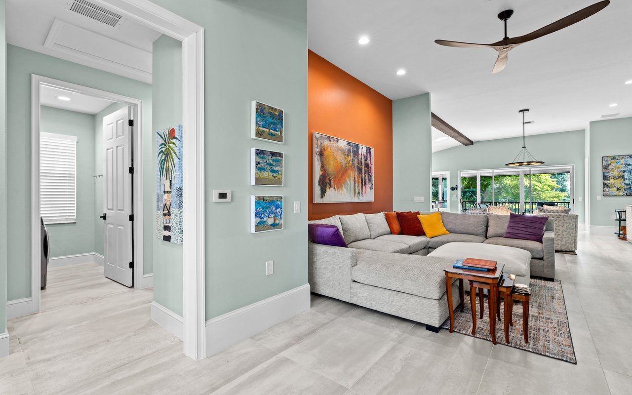 9290 Triana Ter #243