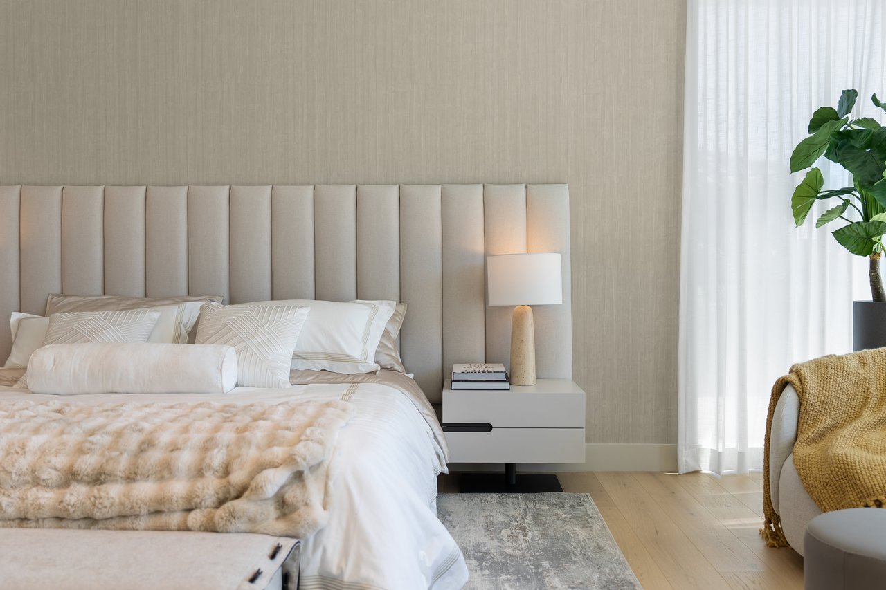 2950 NE 164th Street