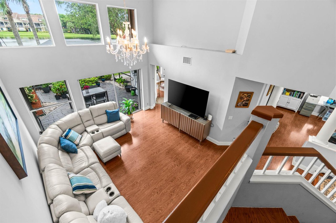 2011 NW 53rd St