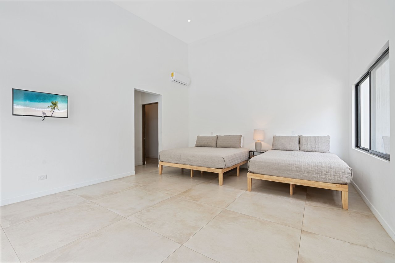 Castillo Blanco | Modern 4-Bedroom Home with Saltwater Pool – Walk to the Beach in Surfside, Playa Potrero